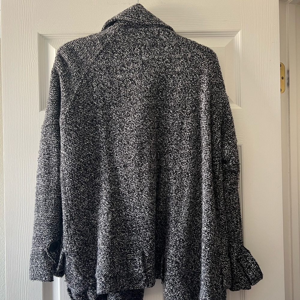 FREE PEOPLE- black and white speckled blazer/cardigan jacket - Picture 3 of 5